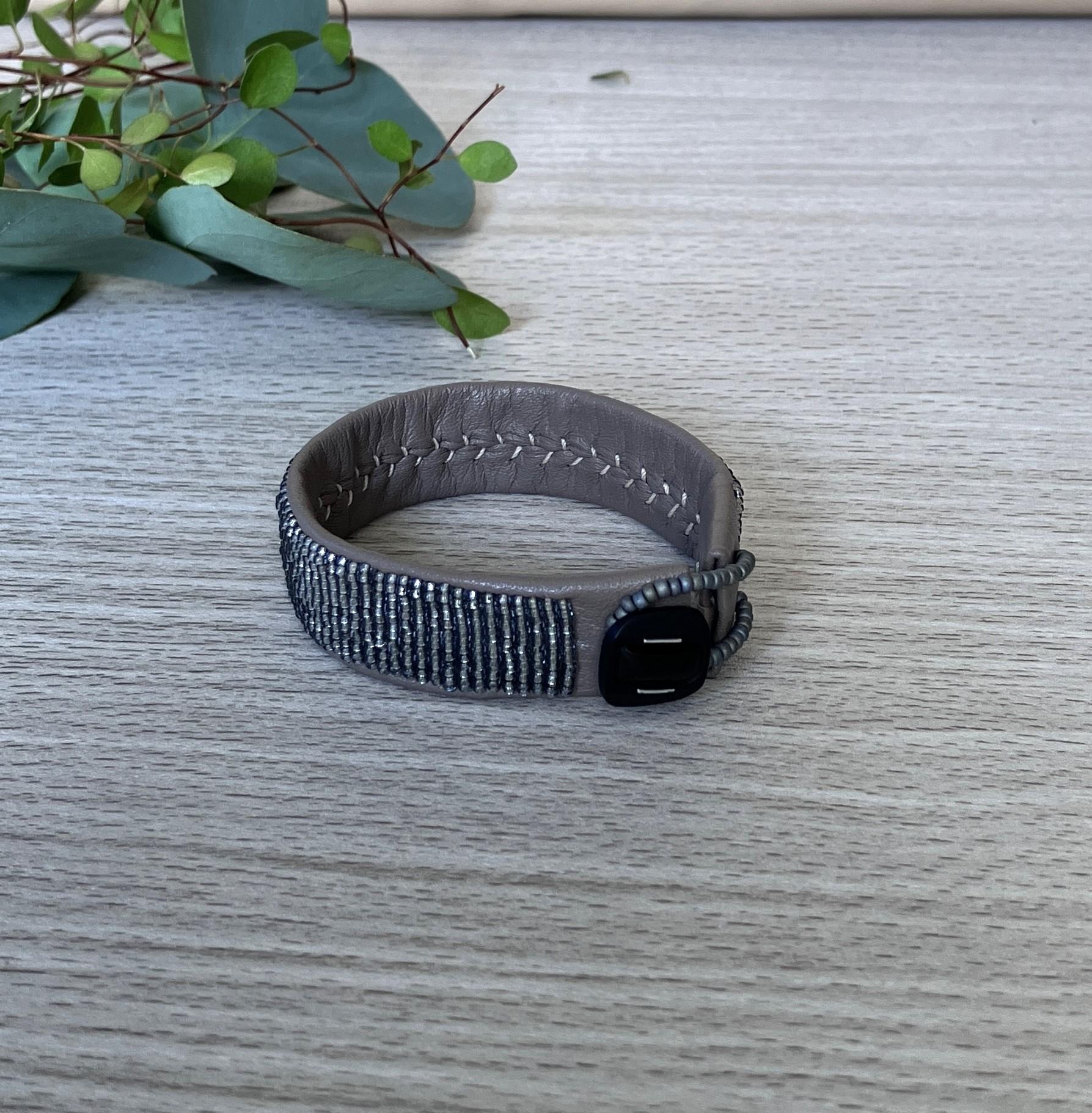 ＃105　gray　cross